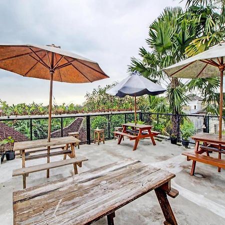 Oyo 92256 Sentosa Residence Yogyakarta Exteriör bild
