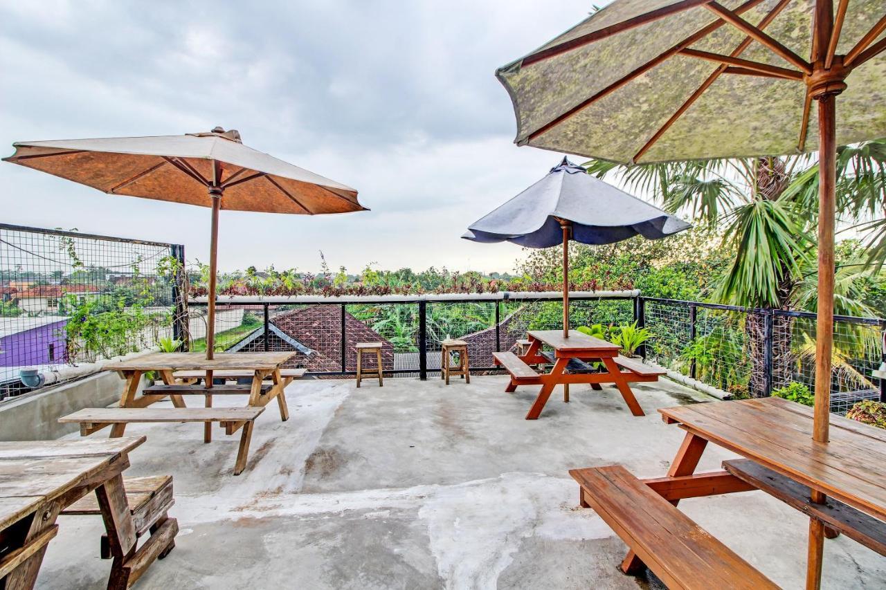 Oyo 92256 Sentosa Residence Yogyakarta Exteriör bild