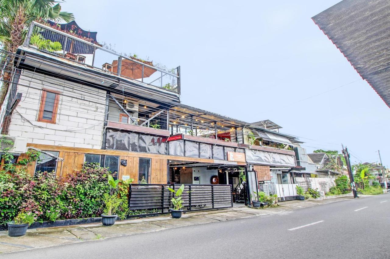Oyo 92256 Sentosa Residence Yogyakarta Exteriör bild