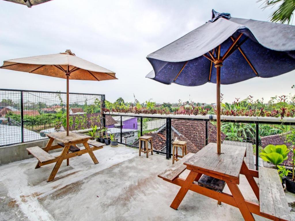 Oyo 92256 Sentosa Residence Yogyakarta Exteriör bild