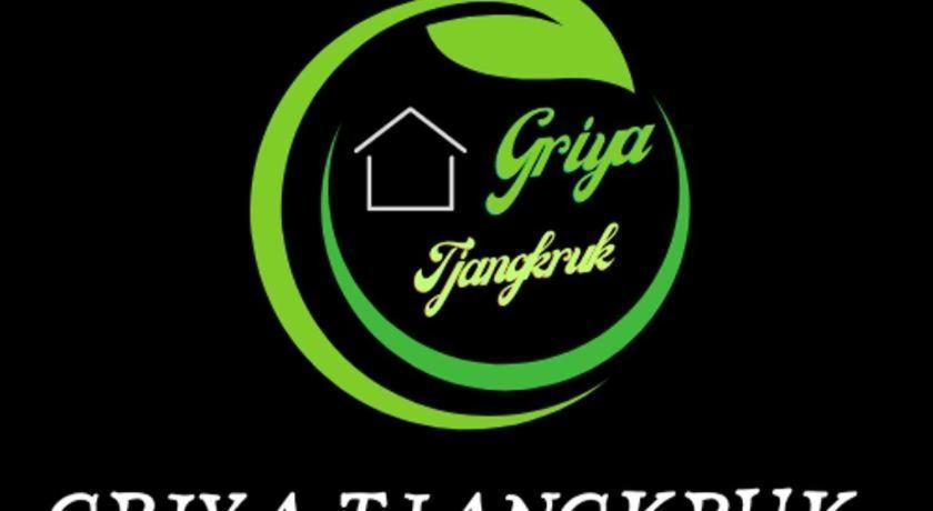 Oyo 92256 Sentosa Residence Yogyakarta Exteriör bild