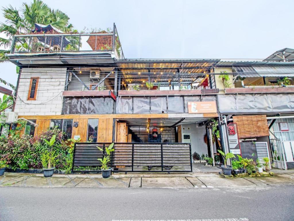 Oyo 92256 Sentosa Residence Yogyakarta Exteriör bild